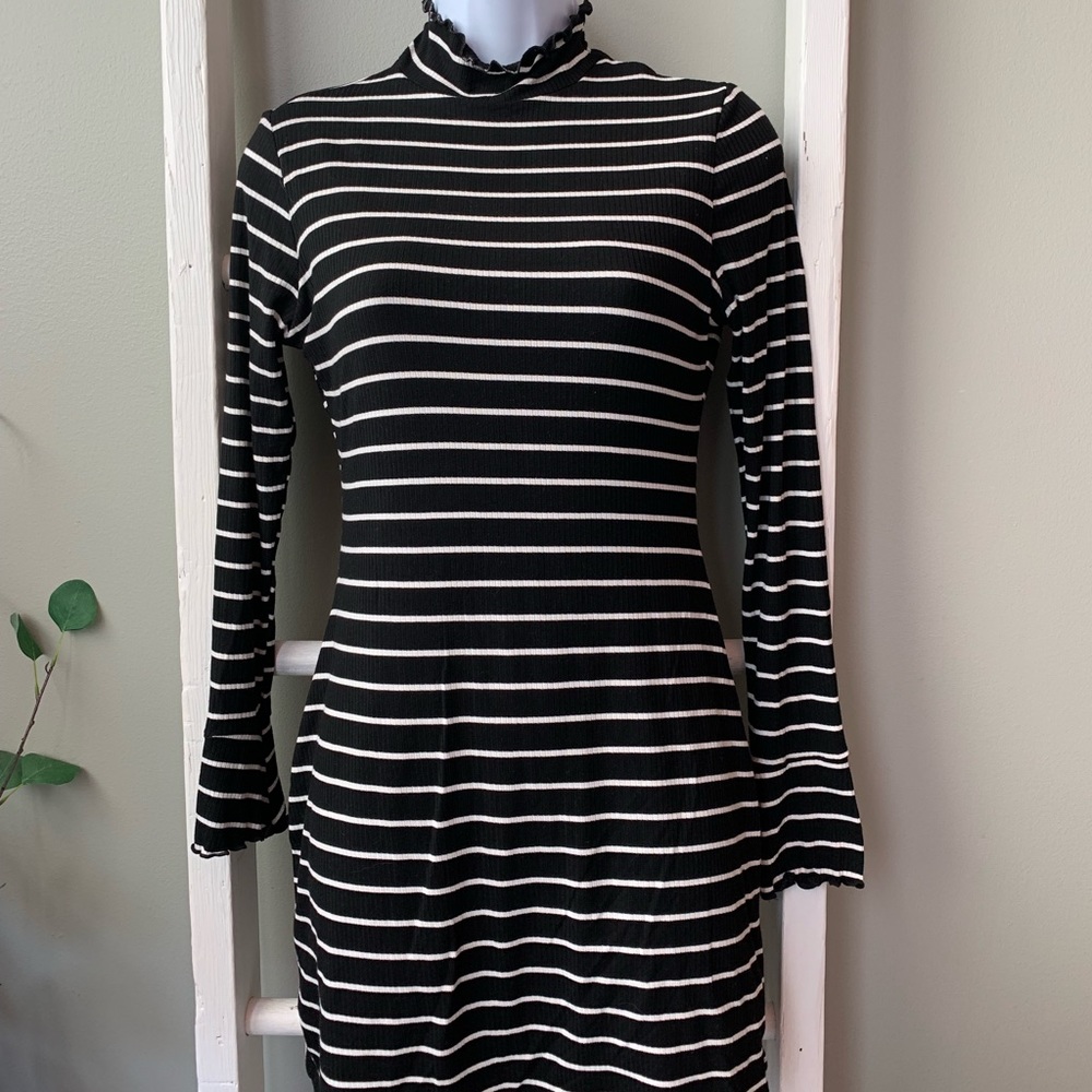 LULU’s Black and shite striped dress
